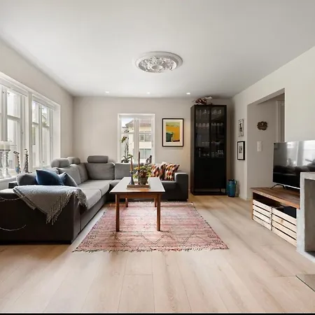 Apartment Ons 2024 - In *